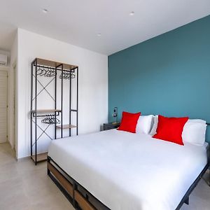 Habitación Estándar con Cama Queen
